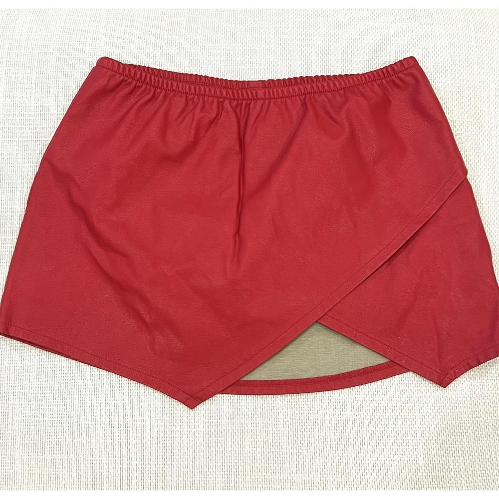 Olivaceous Faux Leather Skort Womens M Red Excellent Wrap Tulip Hem Mini